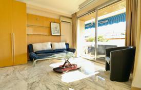 Apartment – Provence - Alpes - Cote d'Azur, France for 3,100 € per week