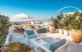 2 Houses for sale in Santorini, Firostefani for 750,000 €