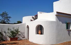 Villa in Greek style 50 meters from the beach, Sabaudia, Lazio, Italy for 8,000 € per week