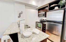 Apartment – The Queensway, Toronto, Ontario,  Canada for C$782,000