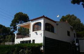 Furnished villa with a pool and a jacuzzi, Sant Antoni de Calonge, Spain for 330,000 €