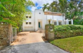 Spacious villa with a garden, a backyard, a pool, a relaxation area, a terrace and a garage, Miami, USA for $1,675,000