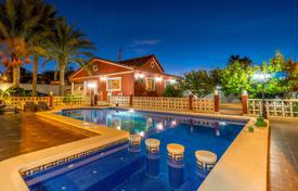 Beautiful corner villa in Los Balcones, Torrevieja, Alicante, Spain for 428,000 €