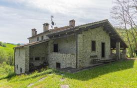 Renovated historic villa with a guest house, Emilia Romagna, Italy for 870,000 €