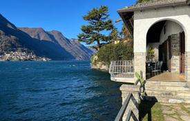 Magnificent villa with a private pier, an over-water terrace and a swimming pool, right on the shores of Lake Como, Lombardy, Italy for 6,500,000 €