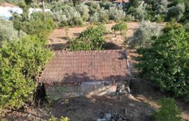 Detached Stone House, Warehouse and Land in Kaş Doğantaş for 75,000 €
