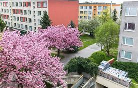 One-bedroom apartment in a house with a lush garden, Prague 5 district, Prague, Czech Republic for 128,000 €