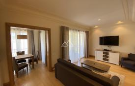 Modern sea views apartment in Porto Montenegro for 650,000 €