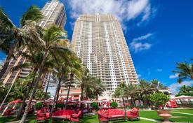 Four-room apartment on the first line of the ocean in Sunny Isles Beach, Florida, USA for $1,850,000