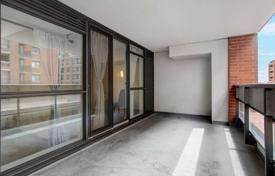 Apartment – Dufferin Street, Toronto, Ontario,  Canada for C$778,000