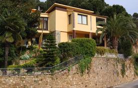 Two-storey villa with a pool just 200 m from the beach, Tossa de Mar, Costa Brava, Spain for 580,000 €