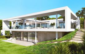 Luxury villa on a large plot in the exclusive Las Colinas Golf for 2,060,000 €