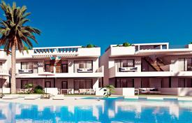Apartments in a residence with a swimming pool and gardens, on the first line of the golf course, Finestrat, Spain for 300,000 €