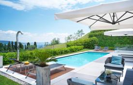 Luxury apartment with spa and swimming pool on Lake Garda, Lombardy, Italy. Price on request