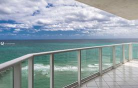 Design ”turnkey“ apartment with panoramic ocean views in Sunny Isles Beach, Florida, USA for $1,295,000