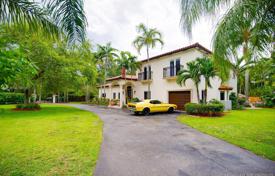 Cozy villa with a garden, a pool, a terrace and a garage, Miami, USA for $1,499,000