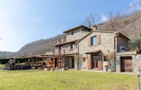 Furnished house with a garden and a swimming pool, Terni, Italy. Price on request