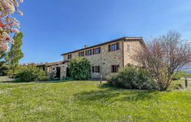 Beautiful villa with a swimming pool, a garden and a view of the mountains, Amandola, Italy for 1,300,000 €