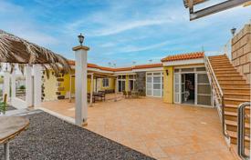 Spacious house with an orchard and a garage in Las Galletas, Tenerife, Spain for 1,365,000 €