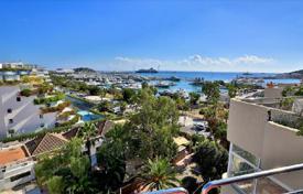 Two-bedroom furnished penthouse with a view of the port, on the first line from the sea, Ibiza, Balearic Islands, Spain for 2,700 € per week