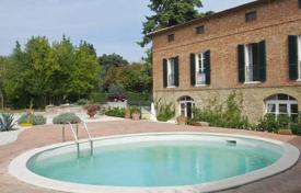Three-storey villa with a pool in Trequanda, Tuscany, Italy for 2,200,000 €