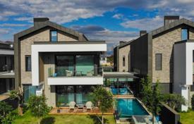 Villa – Döşemealtı, Antalya, Turkey for $1,450,000