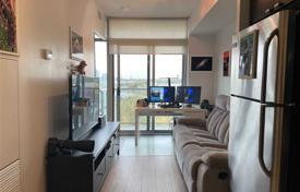 Apartment – The Queensway, Toronto, Ontario,  Canada for C$776,000