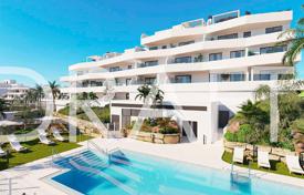 Apartment with a terrace at 800 meters from the sea, Estepona, Spain for 350,000 €