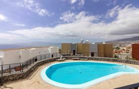 Terraced house – Costa Adeje, Canary Islands, Spain for 740,000 €