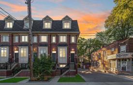 Terraced house – Kingston Road, Toronto, Ontario,  Canada for C$1,162,000