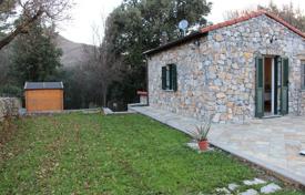 Stone farmhouse in Portovenere, Liguria, Italy for 1,350,000 €