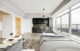 Apartment – Bathurst Street, Toronto, Ontario,  Canada for C$657,000