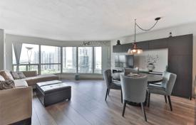 Apartment – Lake Shore Boulevard West, Etobicoke, Toronto,  Ontario,   Canada for C$992,000