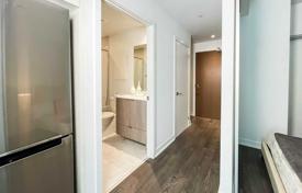 Apartment – Lake Shore Boulevard West, Etobicoke, Toronto,  Ontario,   Canada for C$1,247,000