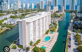 Condo – Sunny Isles Beach, Florida, USA for $270,000