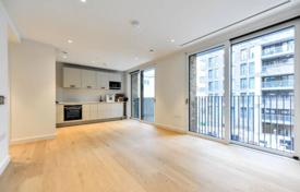 Two-bedroom apartment in a residence with a roof-top terrace and a panoramic view, in central London, UK for £1,379,000