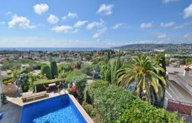 Detached house – Antibes, Côte d'Azur (French Riviera), France for 1,850,000 €